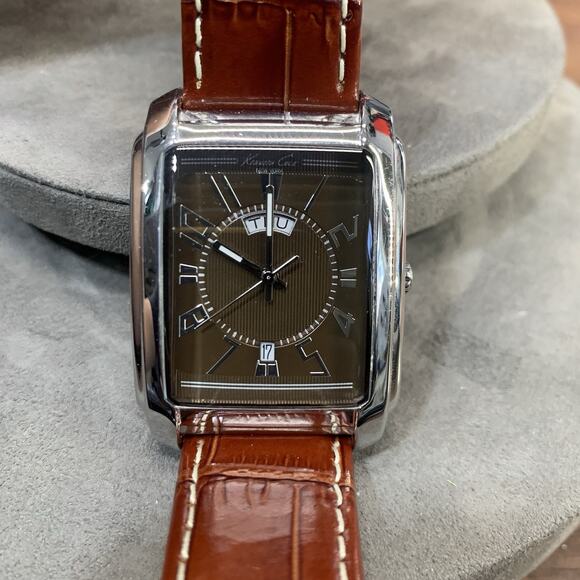 Kenneth Cole New York Watch Men’s 34mm Case Day Date KC1327 New Battery - Picture 1 of 7